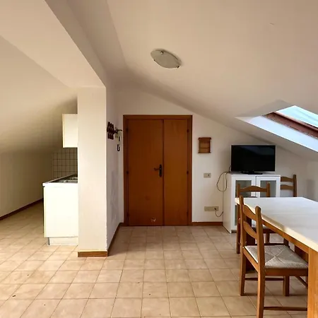 Apartment M249 - Marcelli, Comoda Mansarda Fronte Mare Marcelli